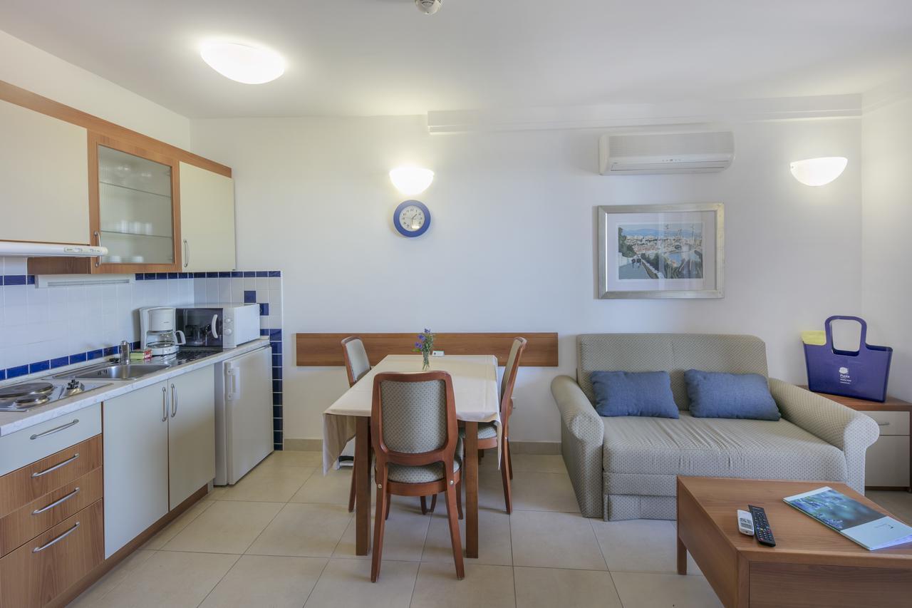 Apartments Punta Велі-Лошинь Екстер'єр фото